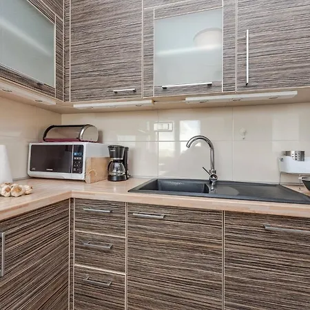 Romantic Oasis Modern Apartment Zadar