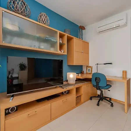 Apartment Romantic Oasis Modern *