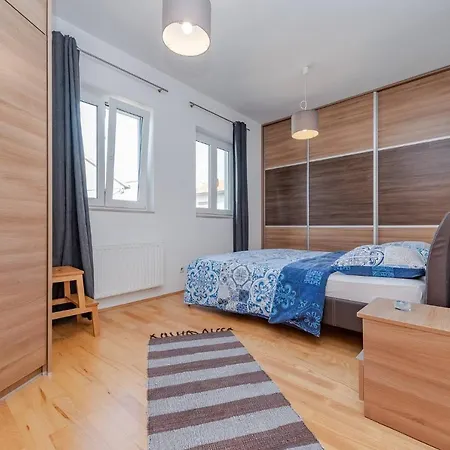 Romantic Oasis Modern *