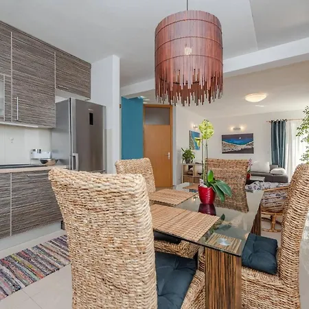 Apartment Romantic Oasis Modern *