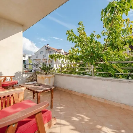 Romantic Oasis Modern Apartment Zadar